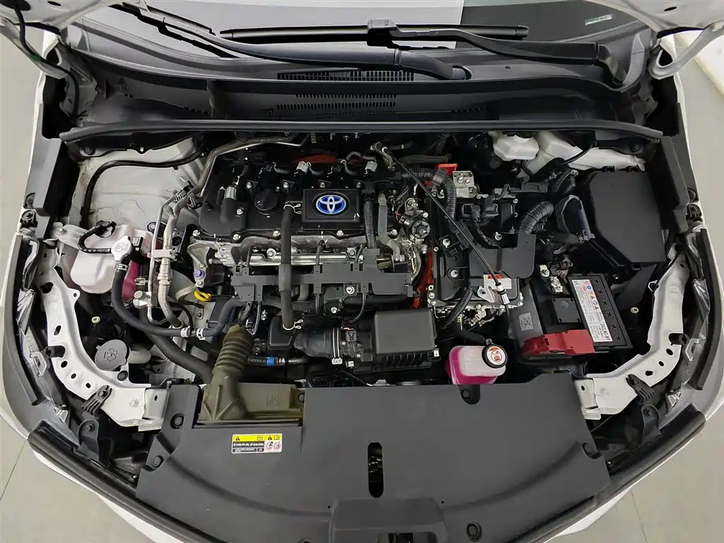 Toyota Corolla 2023 1.8L Smart Hybrid Dual Engine Pioneer Edition фото 6