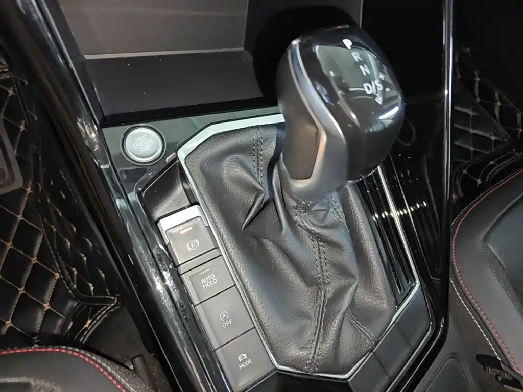 Volkswagen Tayron 2019 330TSI 2WD Luxury China VI фото 9