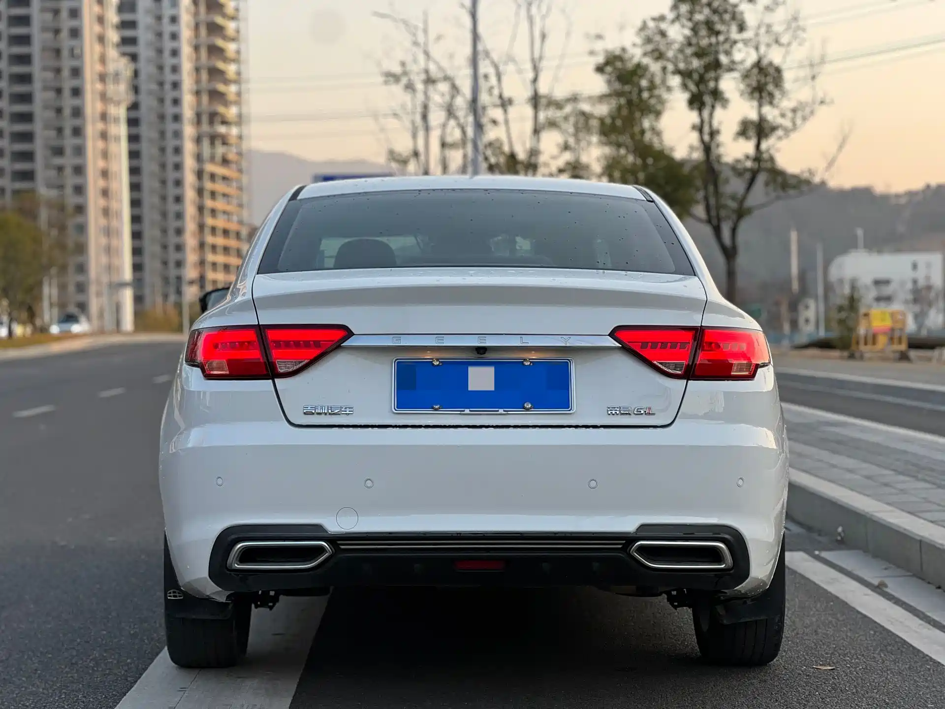 Фото 21 - Geely Emgrand GL