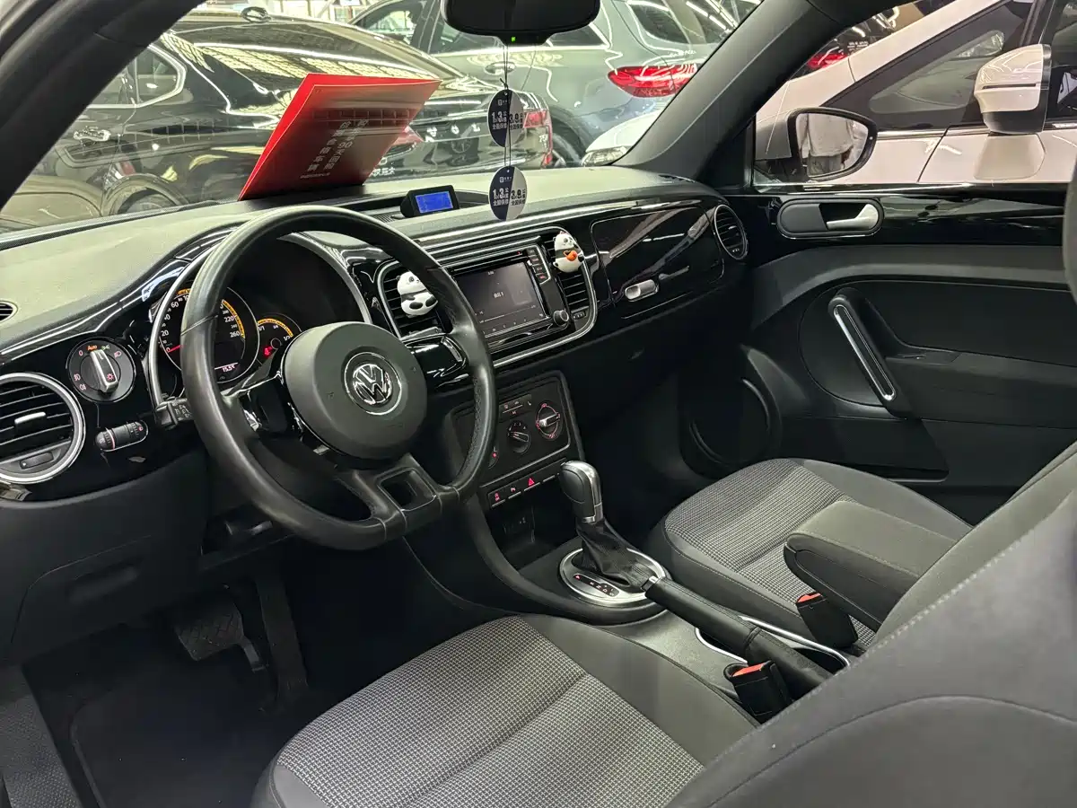 Volkswagen Beetle 2016 180TSI Dune Off-Road Edition фото 4