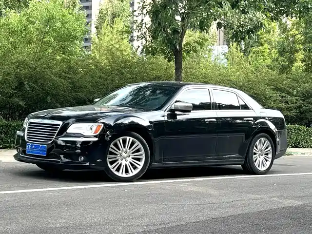 Chrysler Chrysler 300C (Import) 2012 3.6L Luxury Edition
