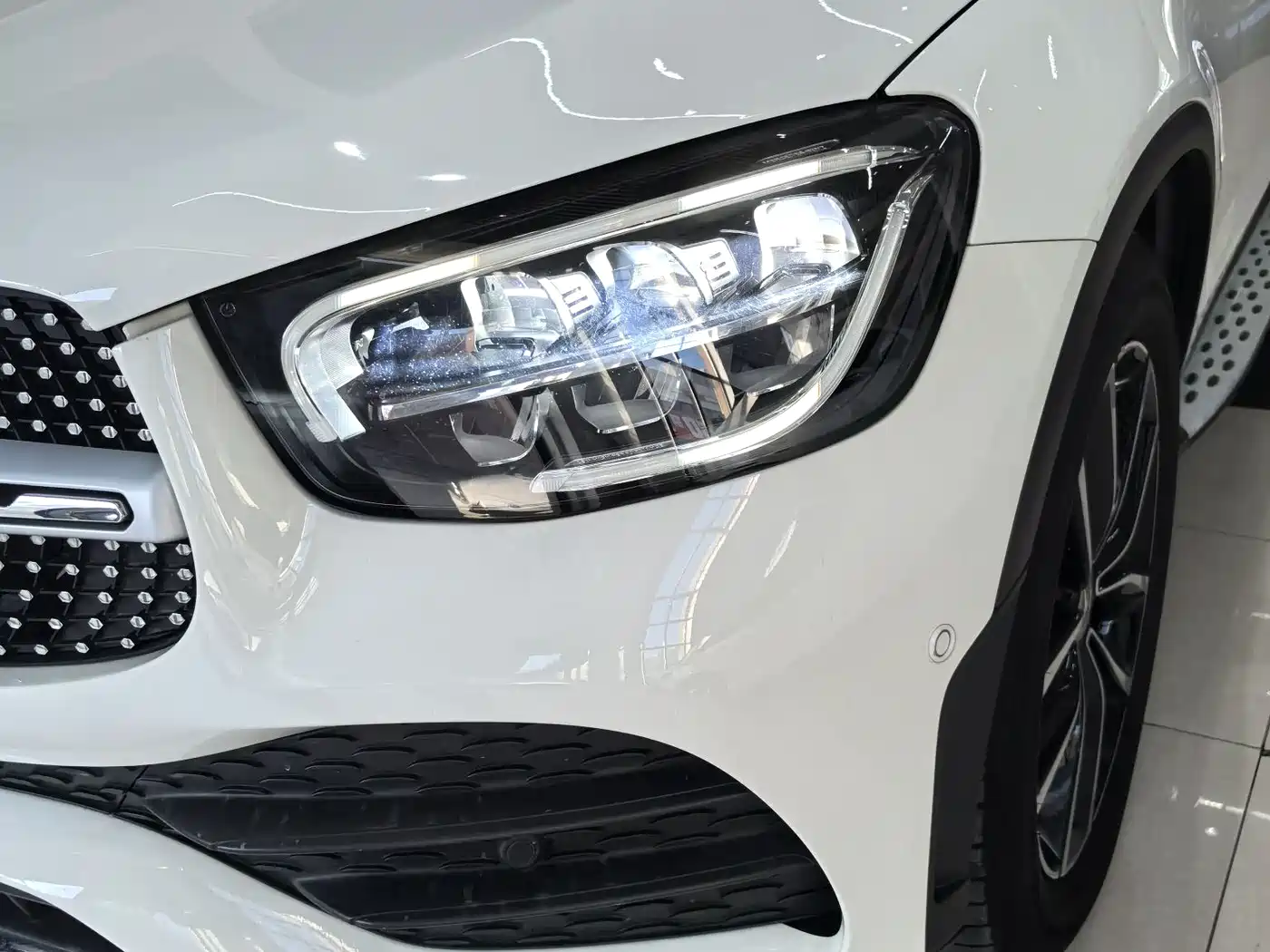 Mercedes-Benz GLC 2020 GLC 300 L 4MATIC Dynamic фото 4