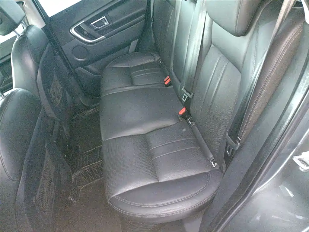 Land Rover Discovery Sport 2019 240PS SE Edition China VI фото 14