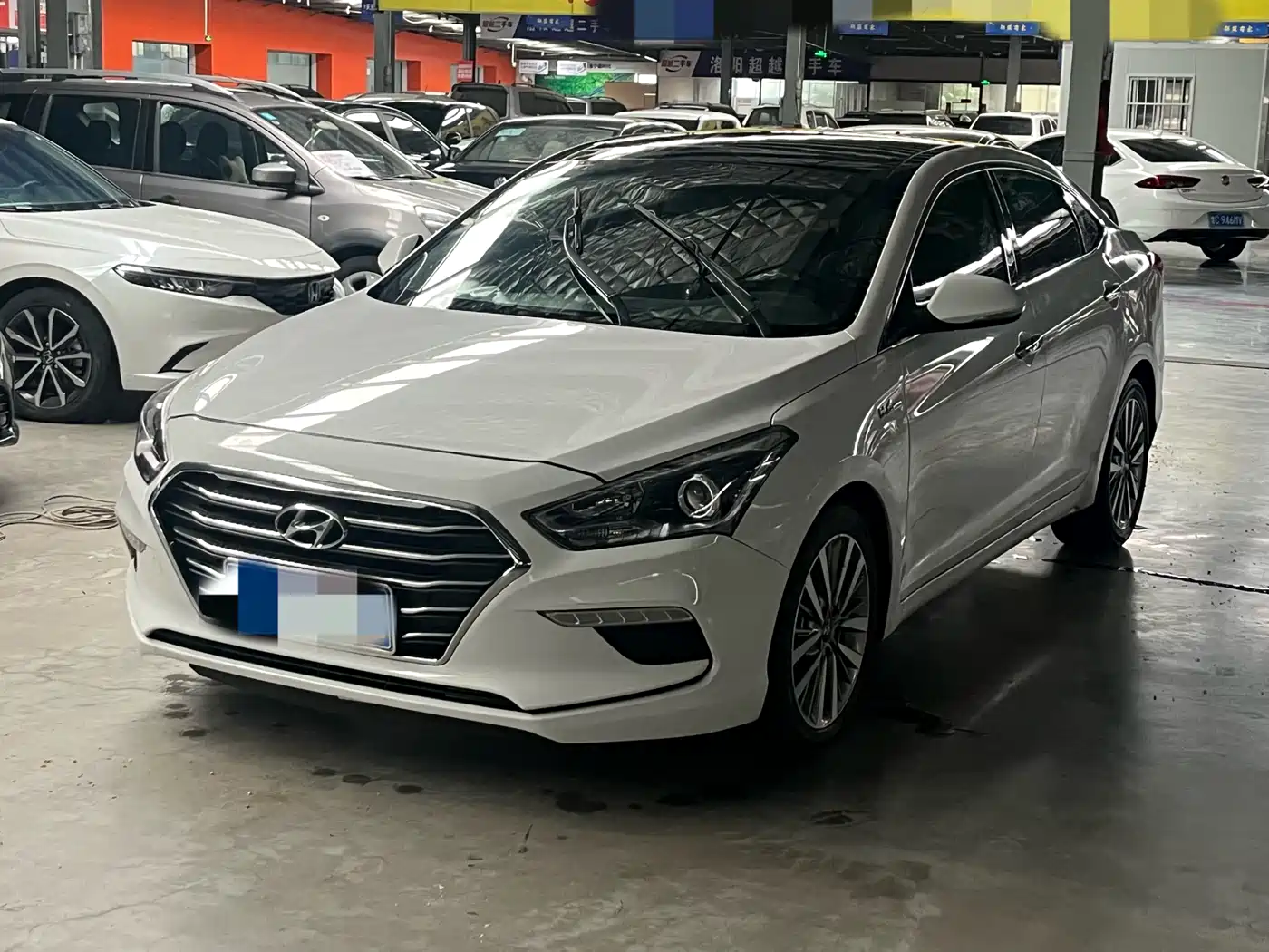 Hyundai Mistra 2017 1.6T Automatic Smart GLS (China V)
