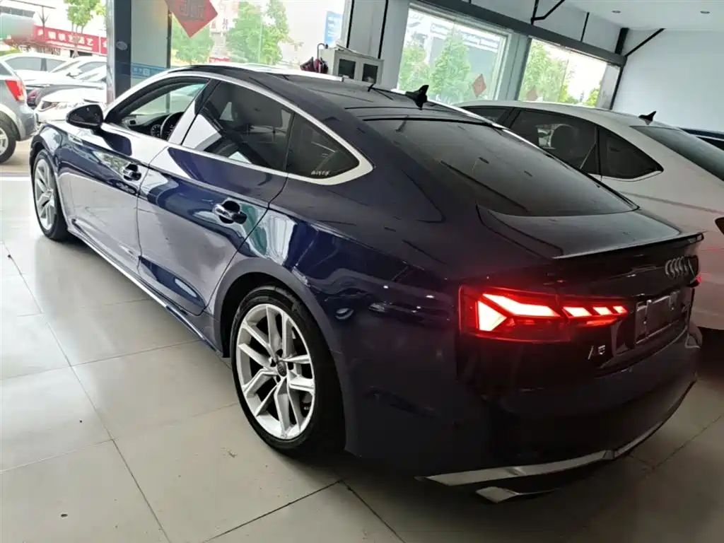 AUDI A5 (IMPORT)