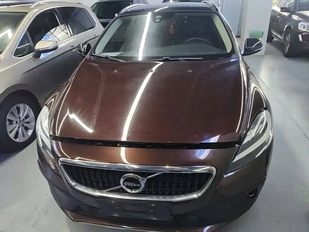 Volvo V40 2018 2017 Cross Country T3 Inscription