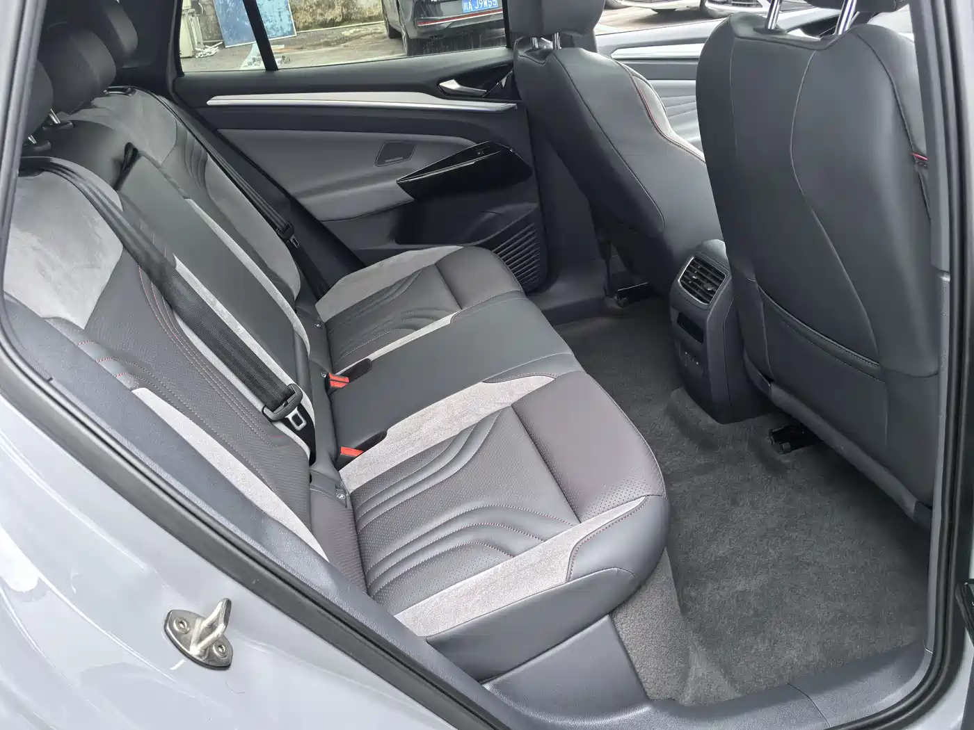 VOLKSWAGEN ID.4 CROZZ