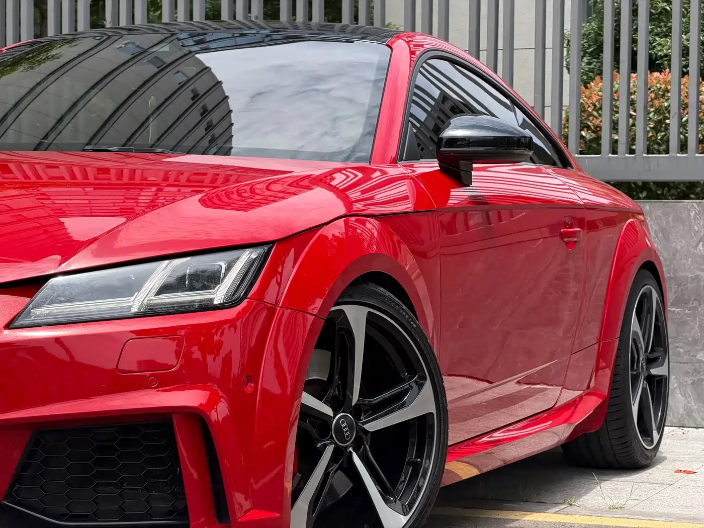 Audi TTS 2016 TTS Coupe 2.0TFSI quattro фото 3
