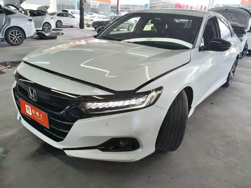Honda Accord 2022 260TURBO Phantom Night Premium
