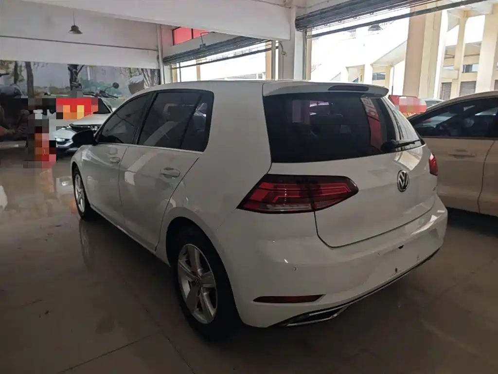 Volkswagen Golf 2018 230TSI Automatic Comfort фото 5