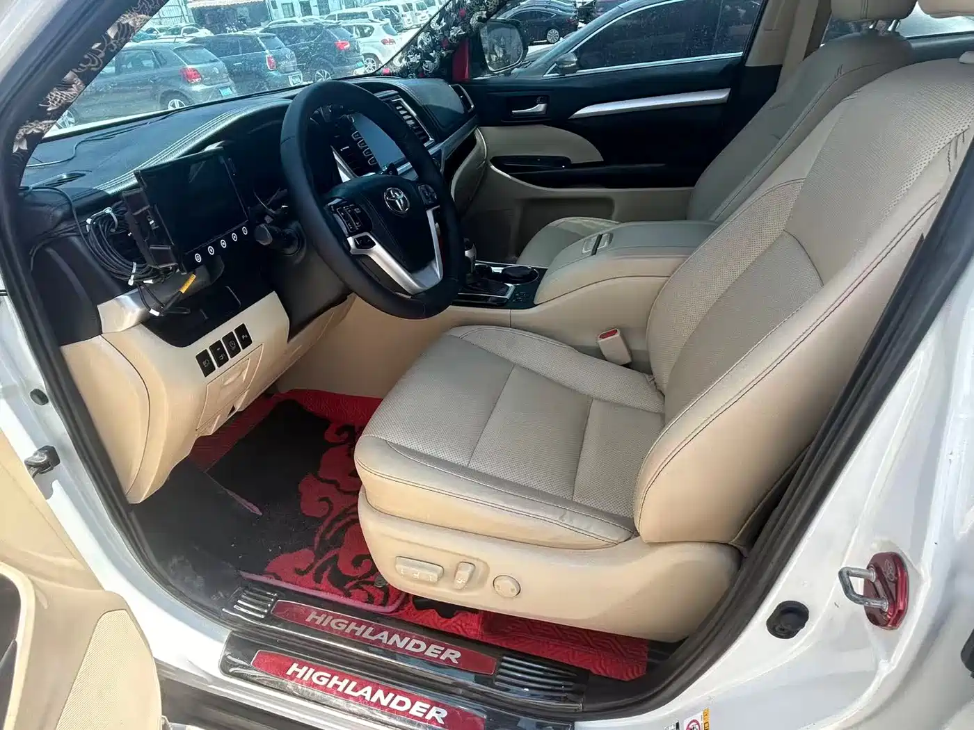 Toyota Highlander 2018 2.0T 4WD Luxury 7-seater China VI фото 5