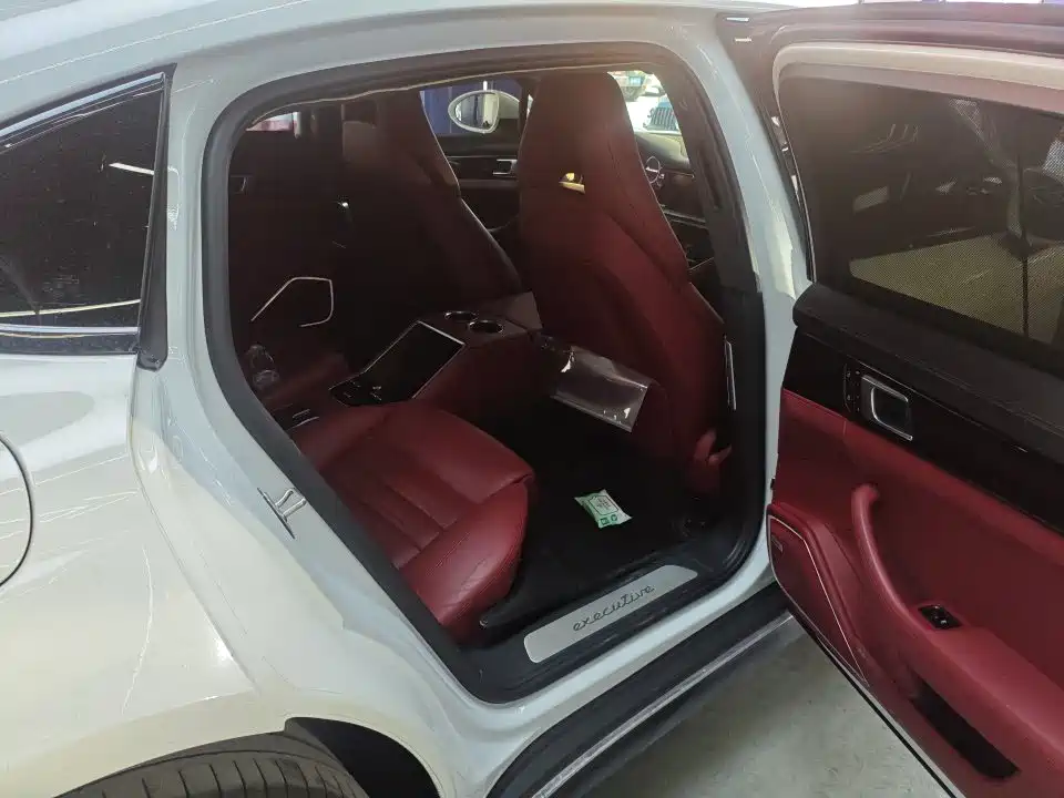 Porsche Panamera 2019 Panamera Executive Long Wheelbase 2.9T фото 10