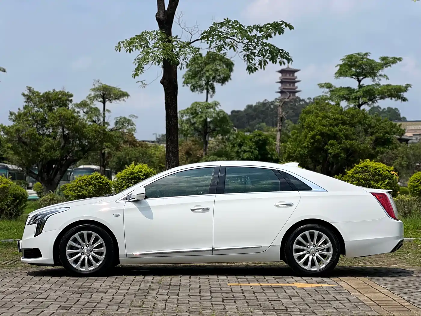 Cadillac XTS 2018 28T Technology фото 4
