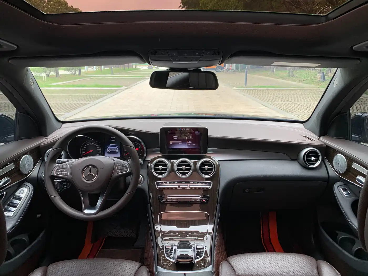 Mercedes-Benz GLC 2017 GLC 260 4MATIC Dynamic фото 6