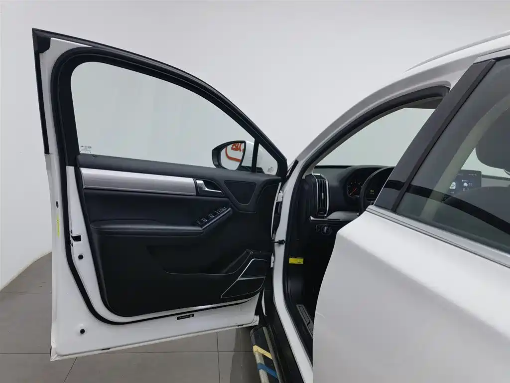 BYD TANG