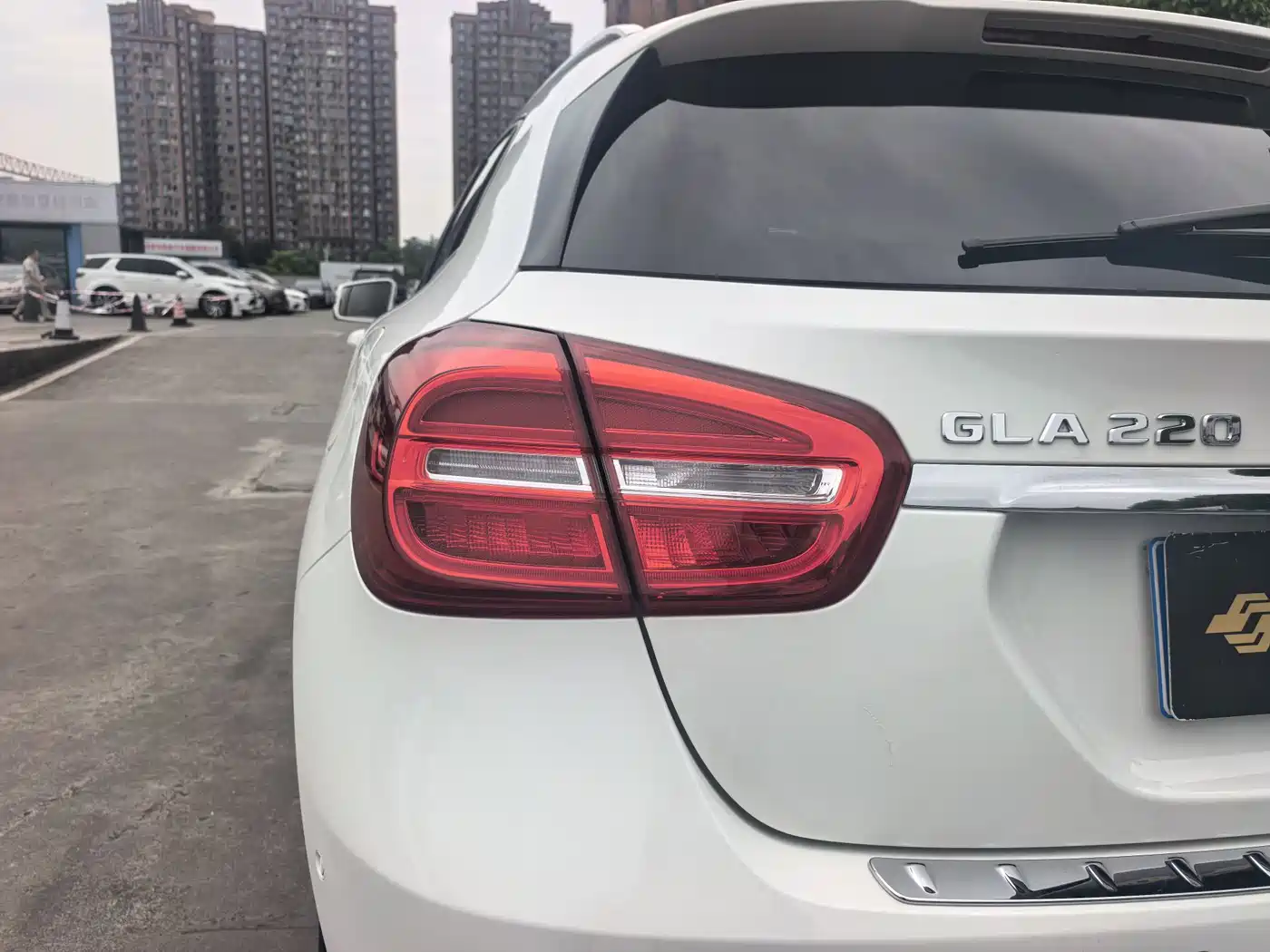 Mercedes-Benz GLA 2017 GLA 220 4MATIC Fashion фото 8