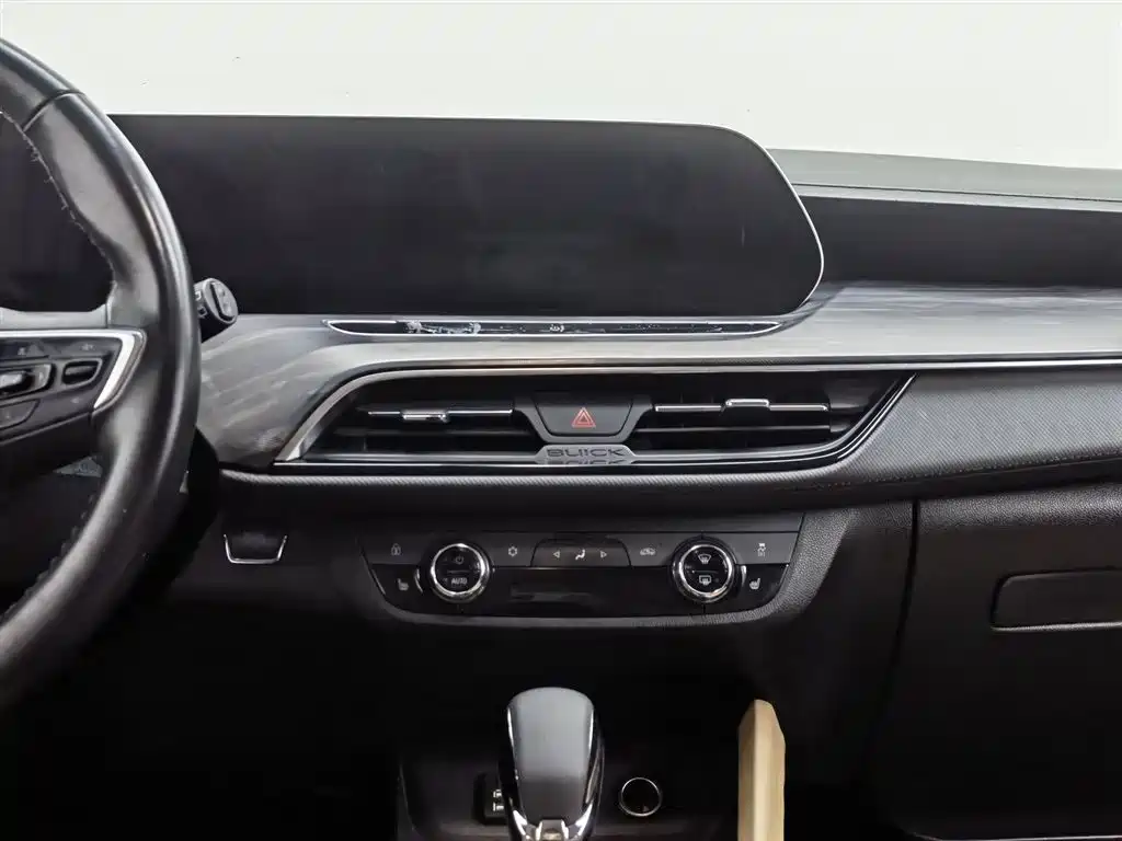 Buick GL6 2021 323T Mild Hybrid Connected Premium Trim фото 12