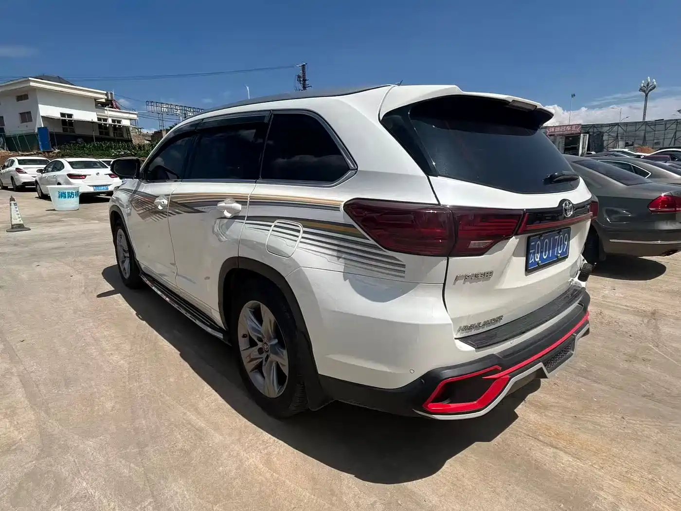 Toyota Highlander 2018 2.0T 4WD Luxury 7-seater China VI фото 9