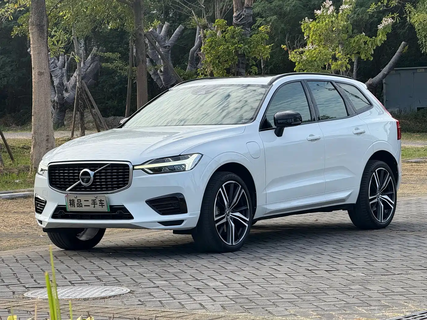 VOLVO XC60 PLUG IN HYBRID