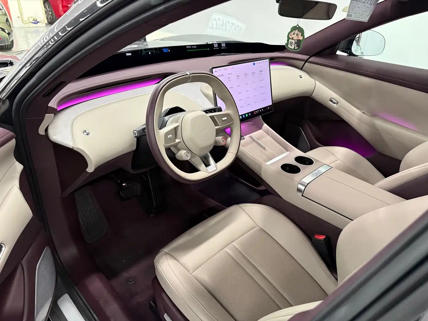Xiaomi Auto Xiaomi YU7 2025 Extended Range RWD Edition фото 5