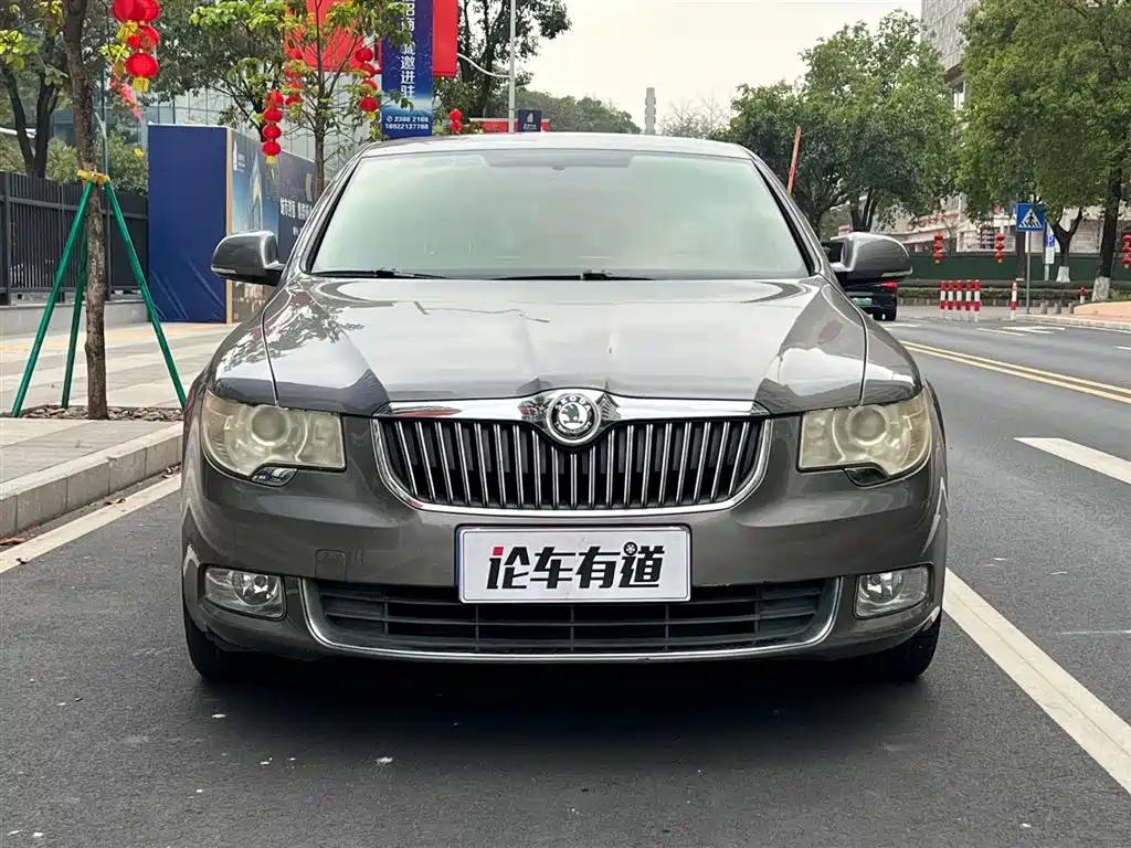 Škoda Superb 2012 1.8TSI Automatic Elegance Edition фото 22