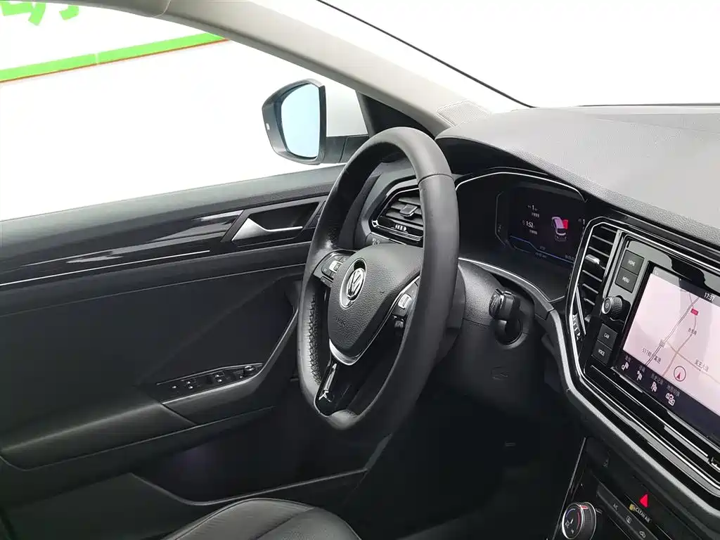 Volkswagen T-ROC 2019 280TSI DSG 2WD Comfort Version China VI фото 22