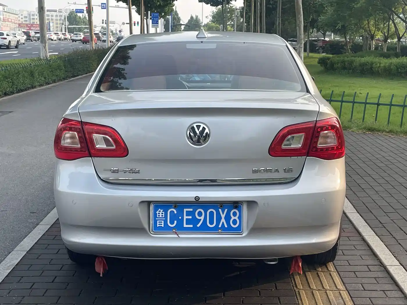 Volkswagen Bora 2008 Model 1.6L Manual Comfort фото 5