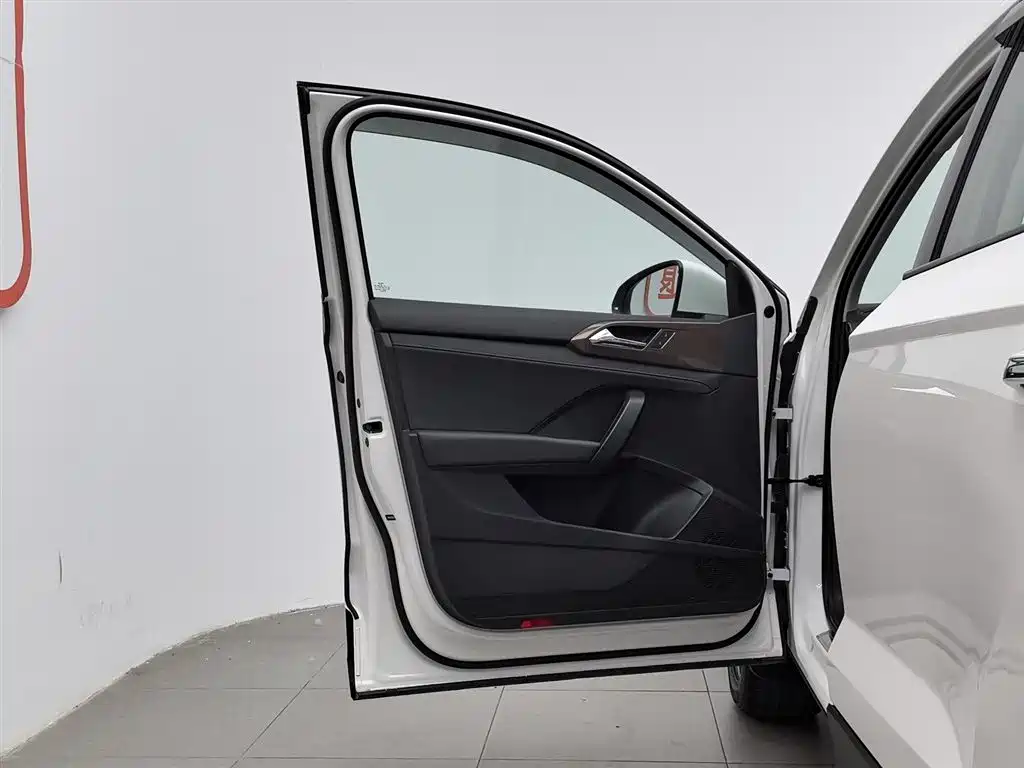 Volkswagen Tharu 2021 Model 280TSI 2WD Comfort Edition фото 8