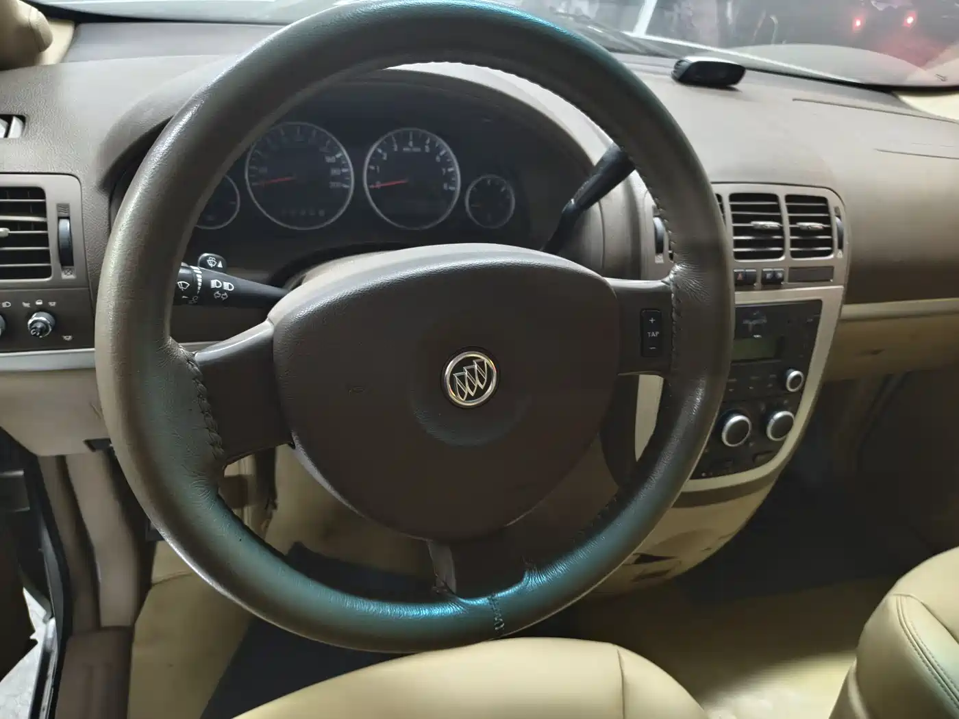 Buick GL8 2014 2.4L Classic Edition фото 10