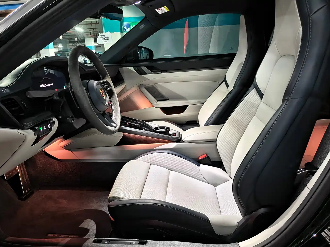 Porsche 911 2025 Carrera 3.0T фото 16