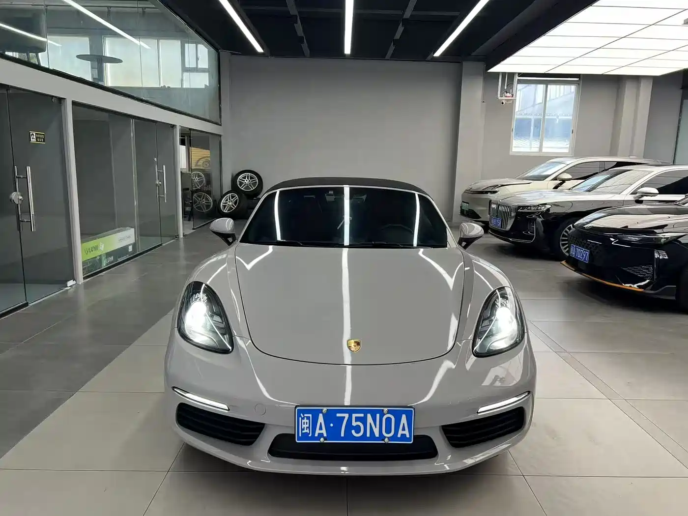 Porsche 718 2018 Boxster 2.0T фото 2