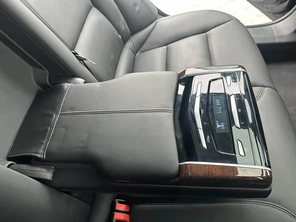 Photo 21 - Cadillac XTS