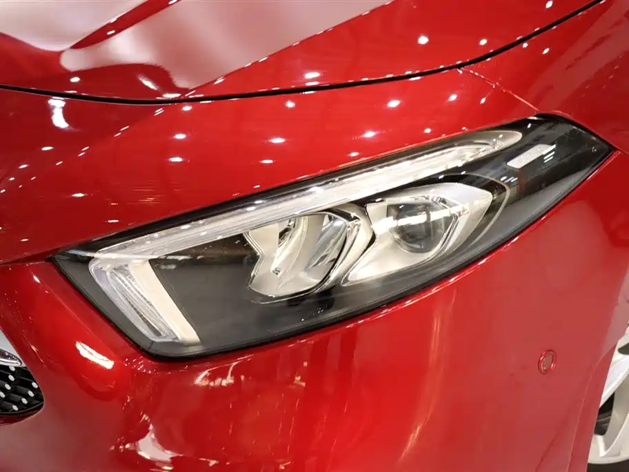 Mercedes-Benz A-Class 2019 A 200 L Sport Sedan фото 7