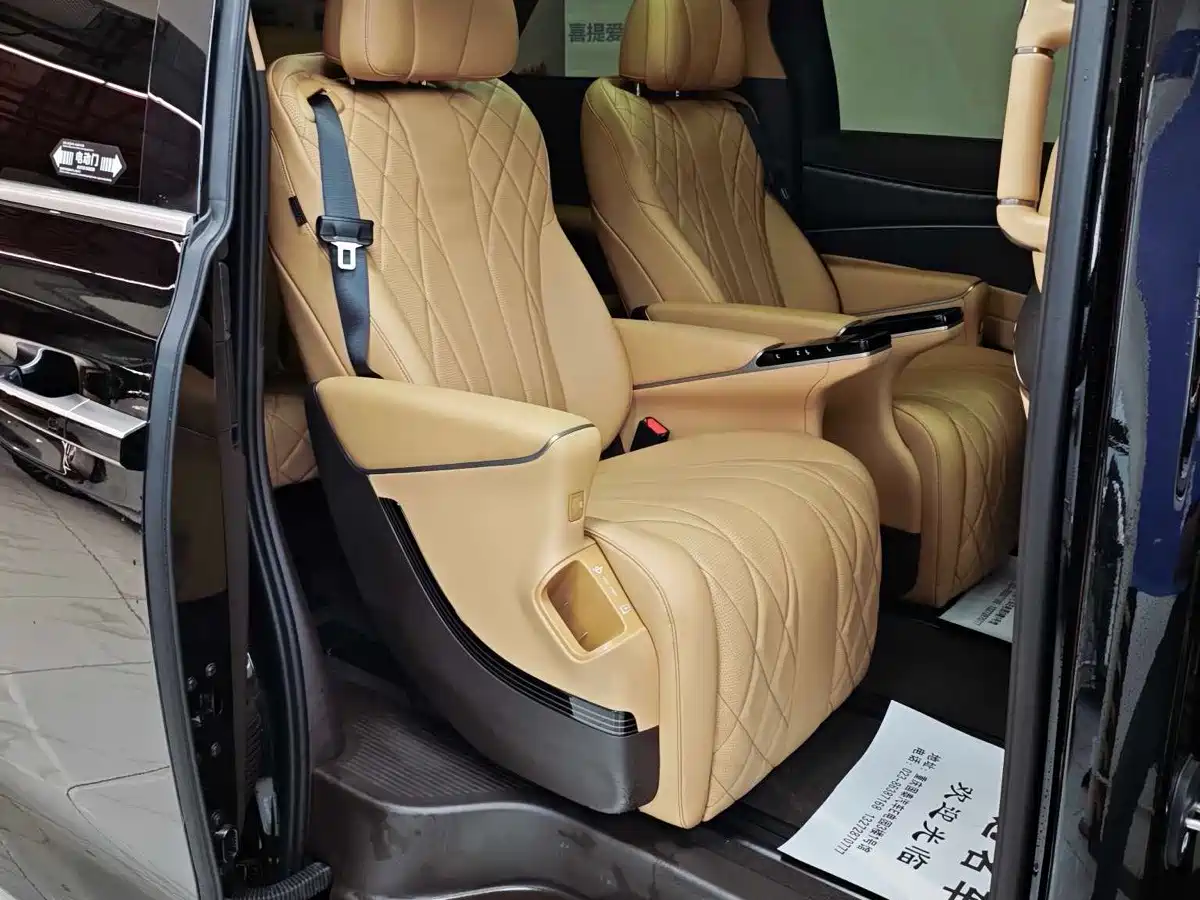 Denza D9 2026 2025 EV Smart Driving Edition 620 Flagship