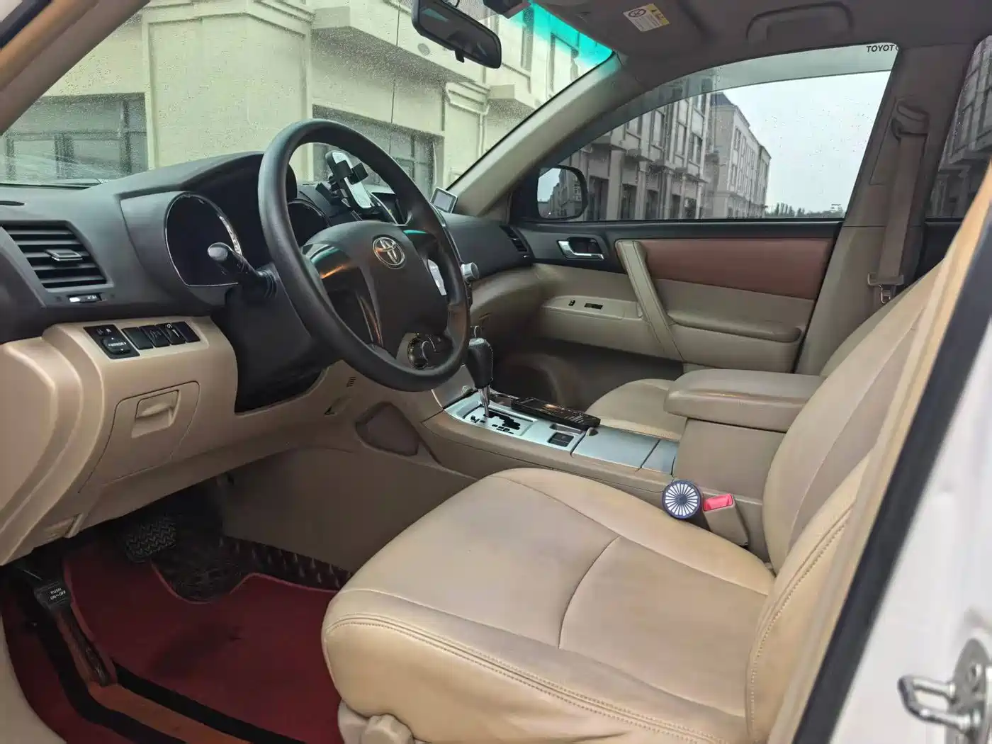 Фото 6 - Toyota Highlander