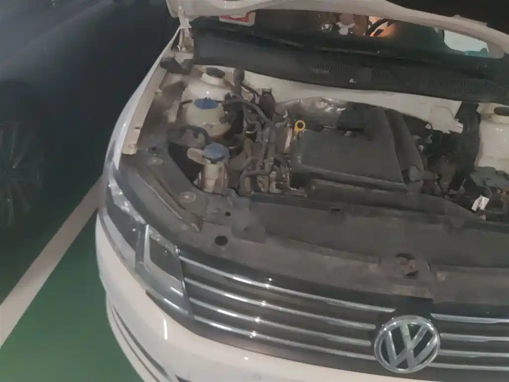 Volkswagen Lavida Tour 2017 180TSI DSG Comfort Edition фото 21