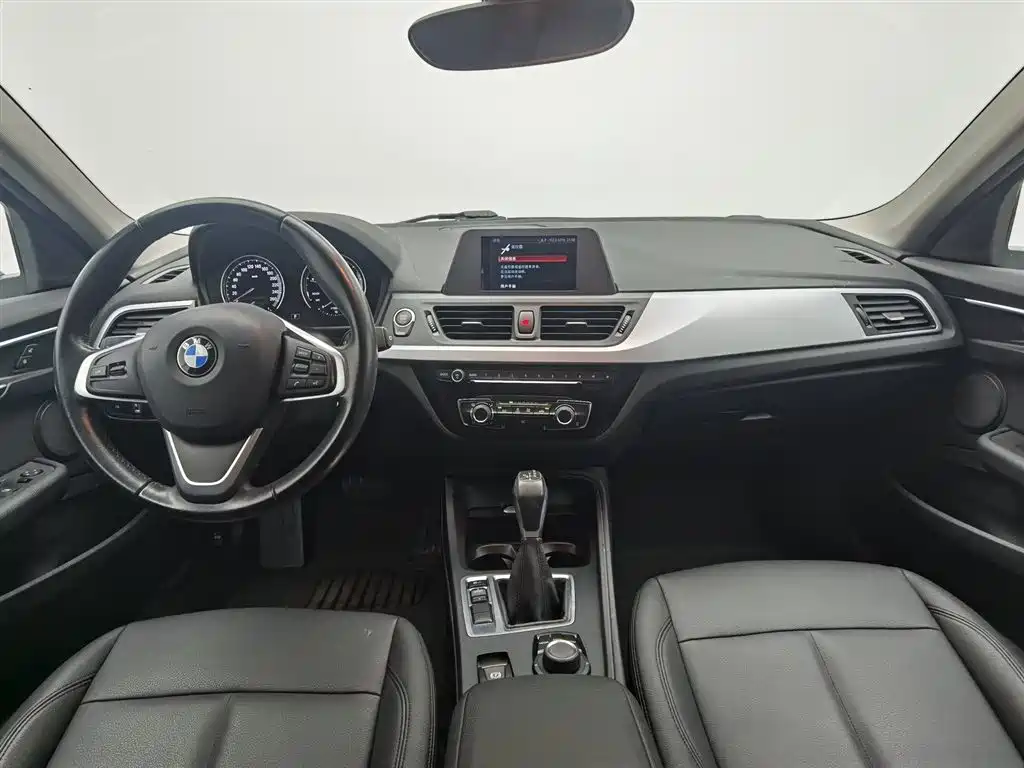 BMW 1 Series 2018 Facelift 118i Fashion фото 5