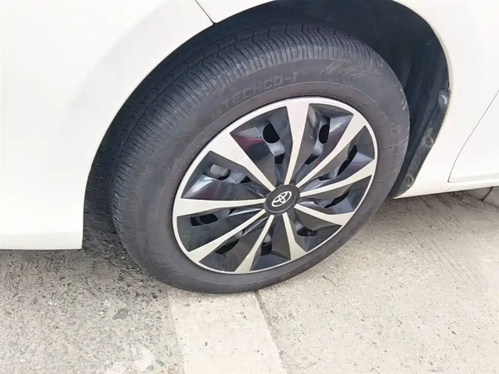 Toyota Vios FS 2019 1.5L CVT Fengchi Edition фото 23