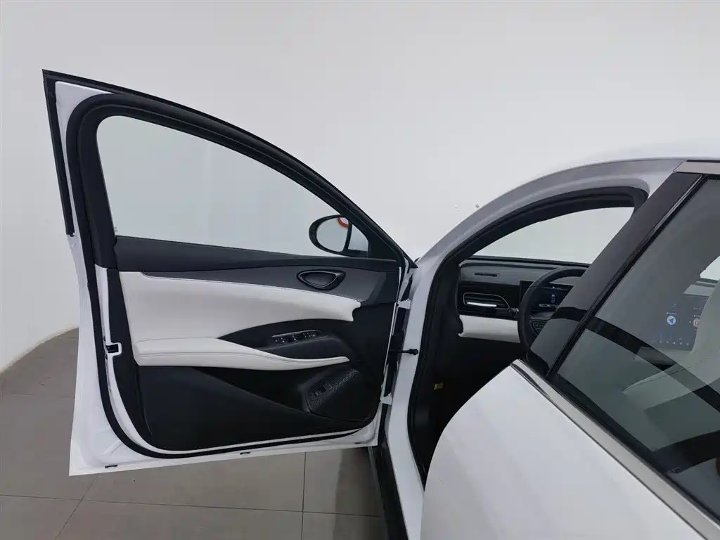 BYD Seal 06 New Energy 2024 DM-i 120KM Honor фото 8
