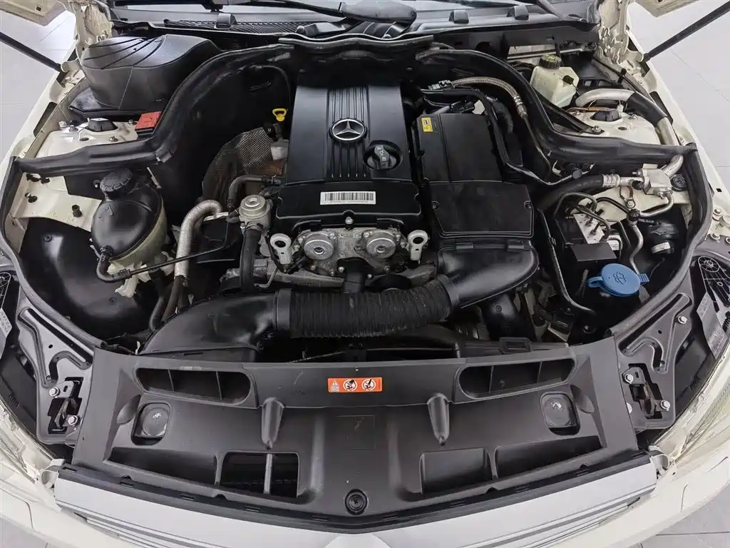 Mercedes-Benz C-Class 2010 C 180K Classic фото 6