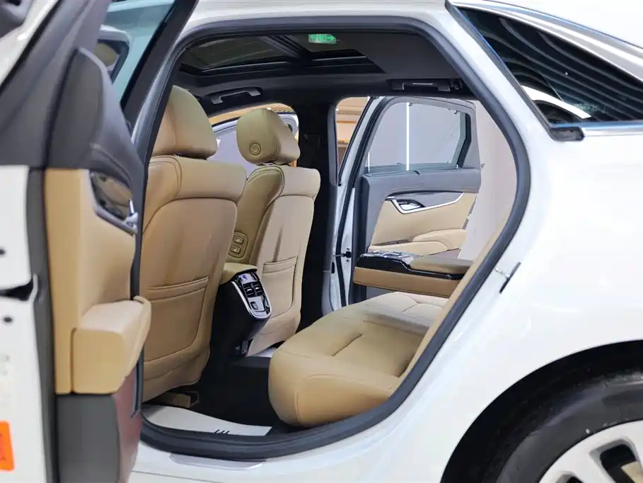 Cadillac XTS 2018 28T Luxury Model фото 29