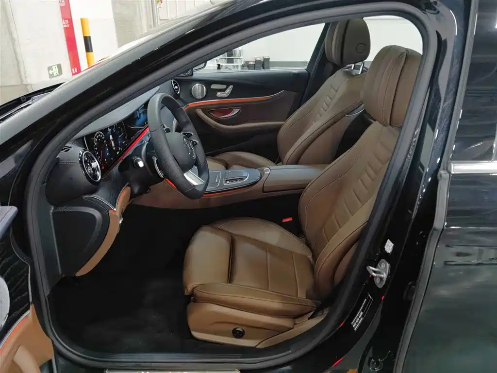 Mercedes-Benz E-Class New Energy 2022 Facelift E 350 e L Plug-in Hybrid Sport Sedan фото 10