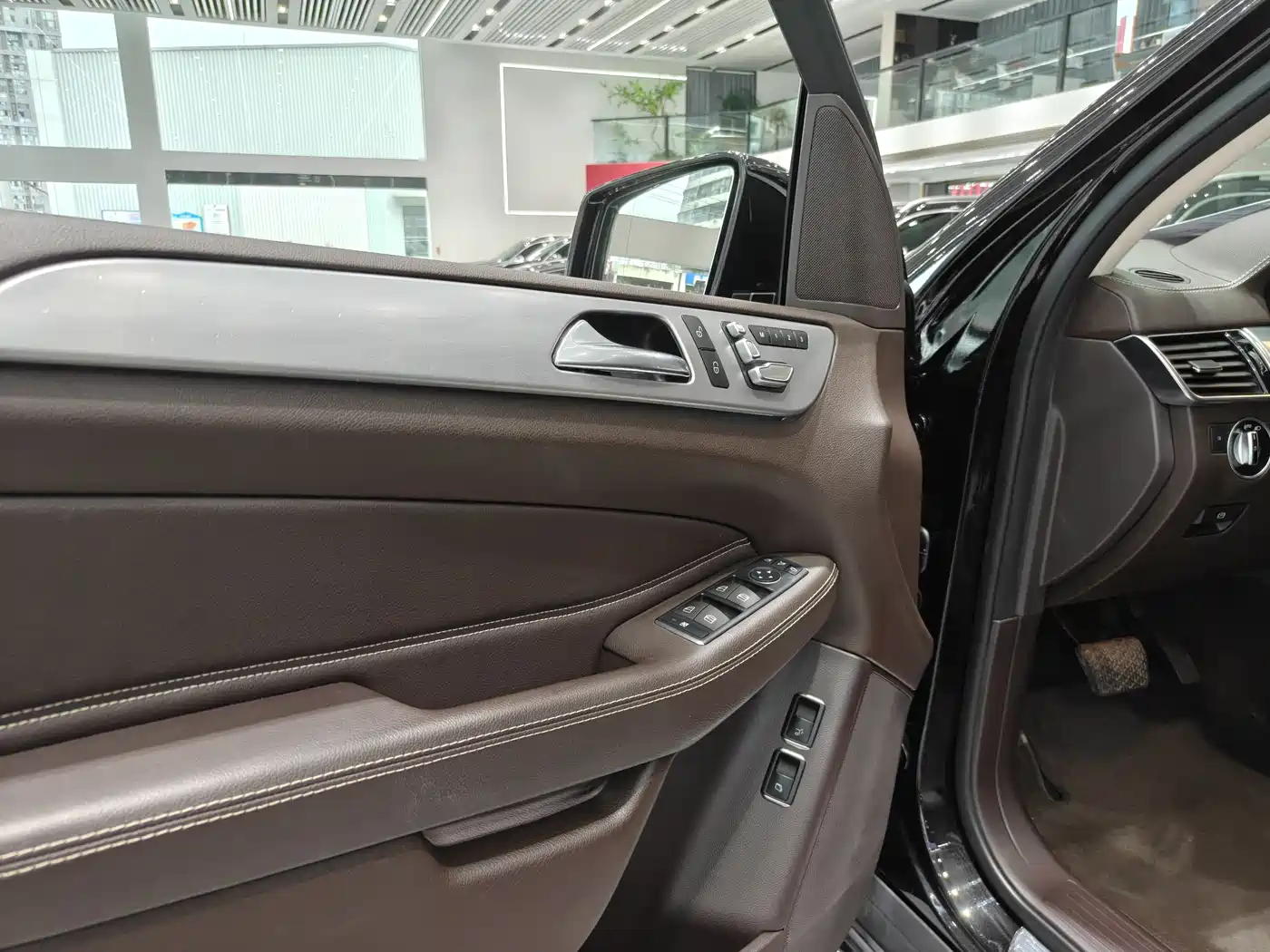 Mercedes-Benz GLS 2016 GLS 400 4MATIC Dynamic фото 12