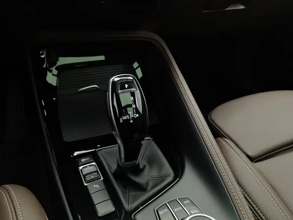 BMW X2 2021 sDrive25i Leading M Off-Road Package фото 13