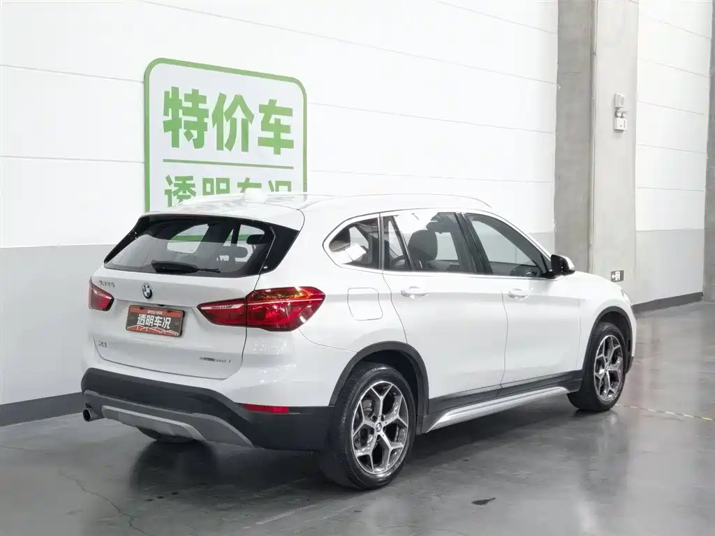 BMW X1 2019 sDrive18Li Premium Model фото 2