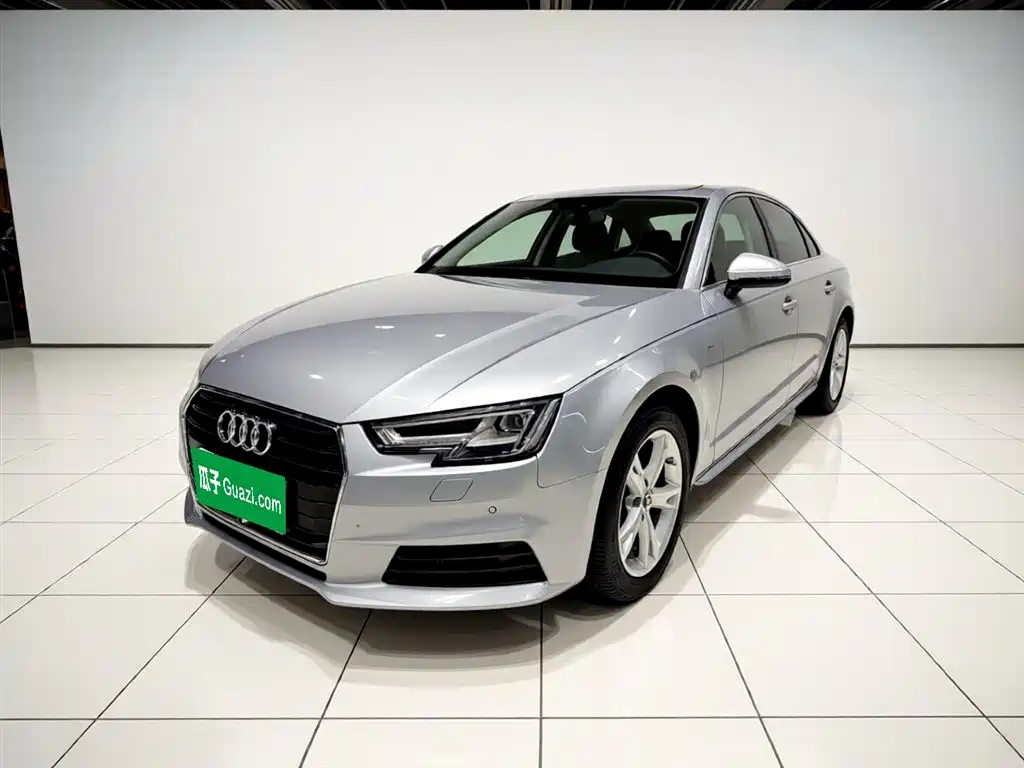 Audi A4L 2017 40 TFSI Fashion Edition фото 2