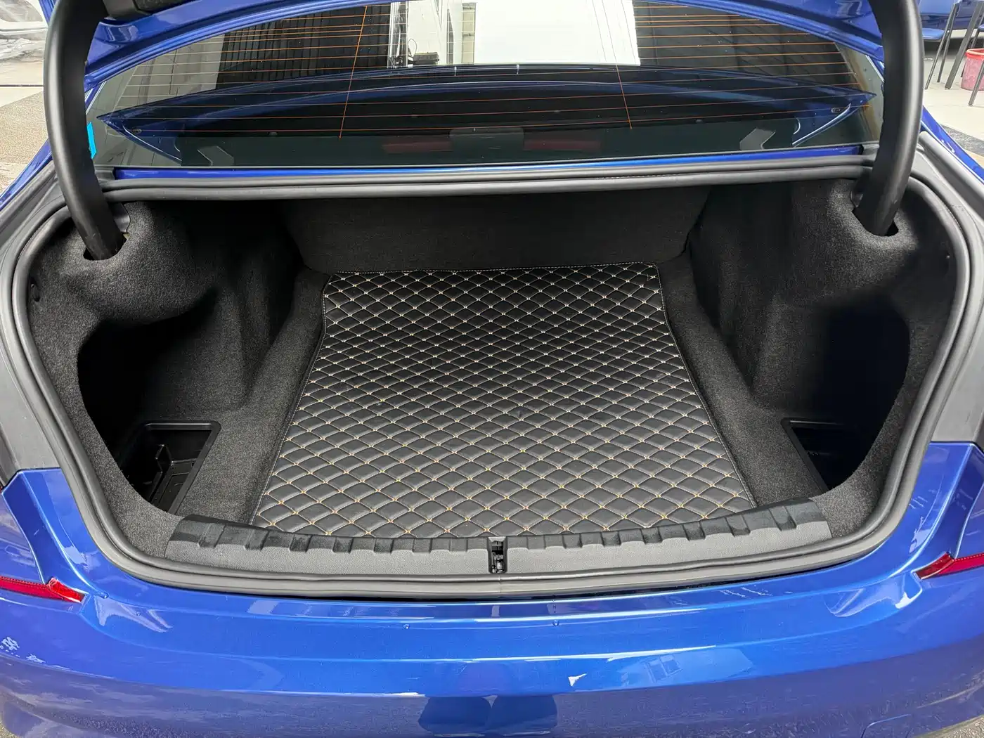BMW 3 Series 2020 325Li M Sport Package фото 20