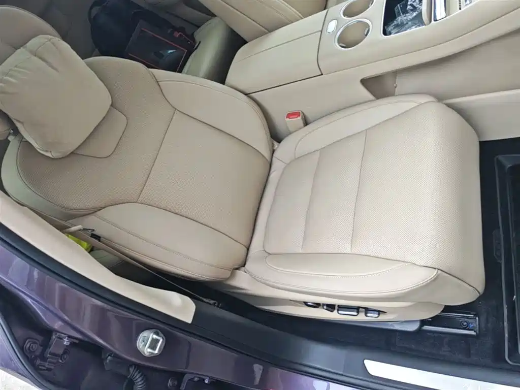 AITO Wenjie AITO M5 2025 Extended Range Ultra AWD фото 25