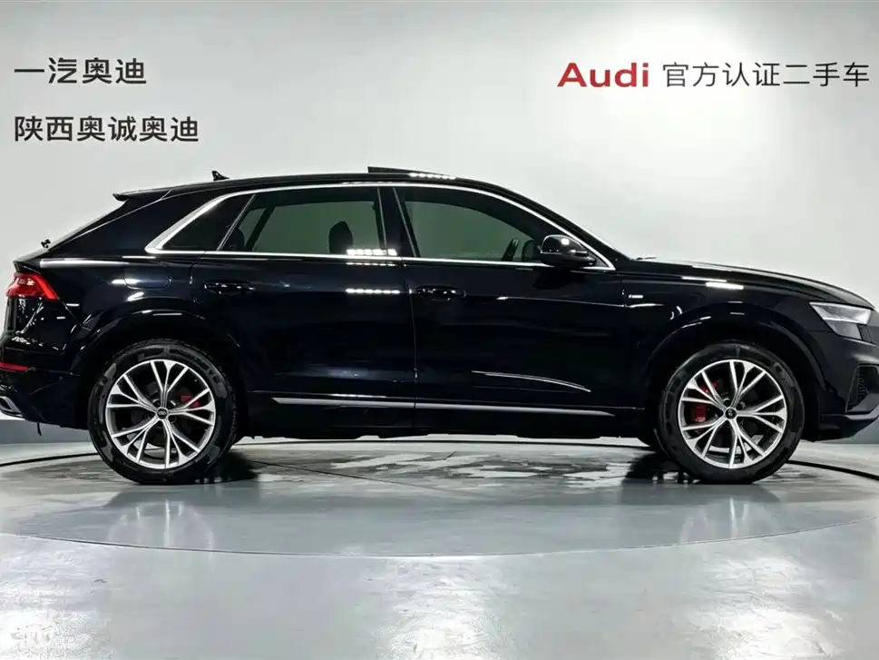 Audi Q8 2021 Model 55 TFSI Premium Dynamic фото 3