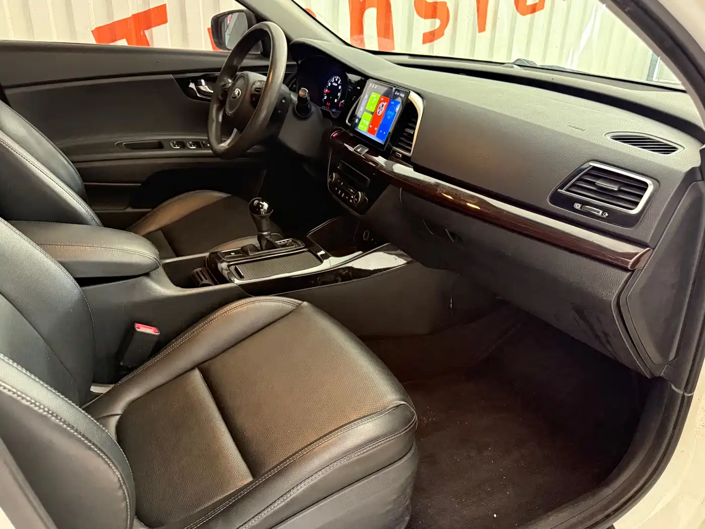 Kia K4 2014 1.8L Automatic GLS фото 9